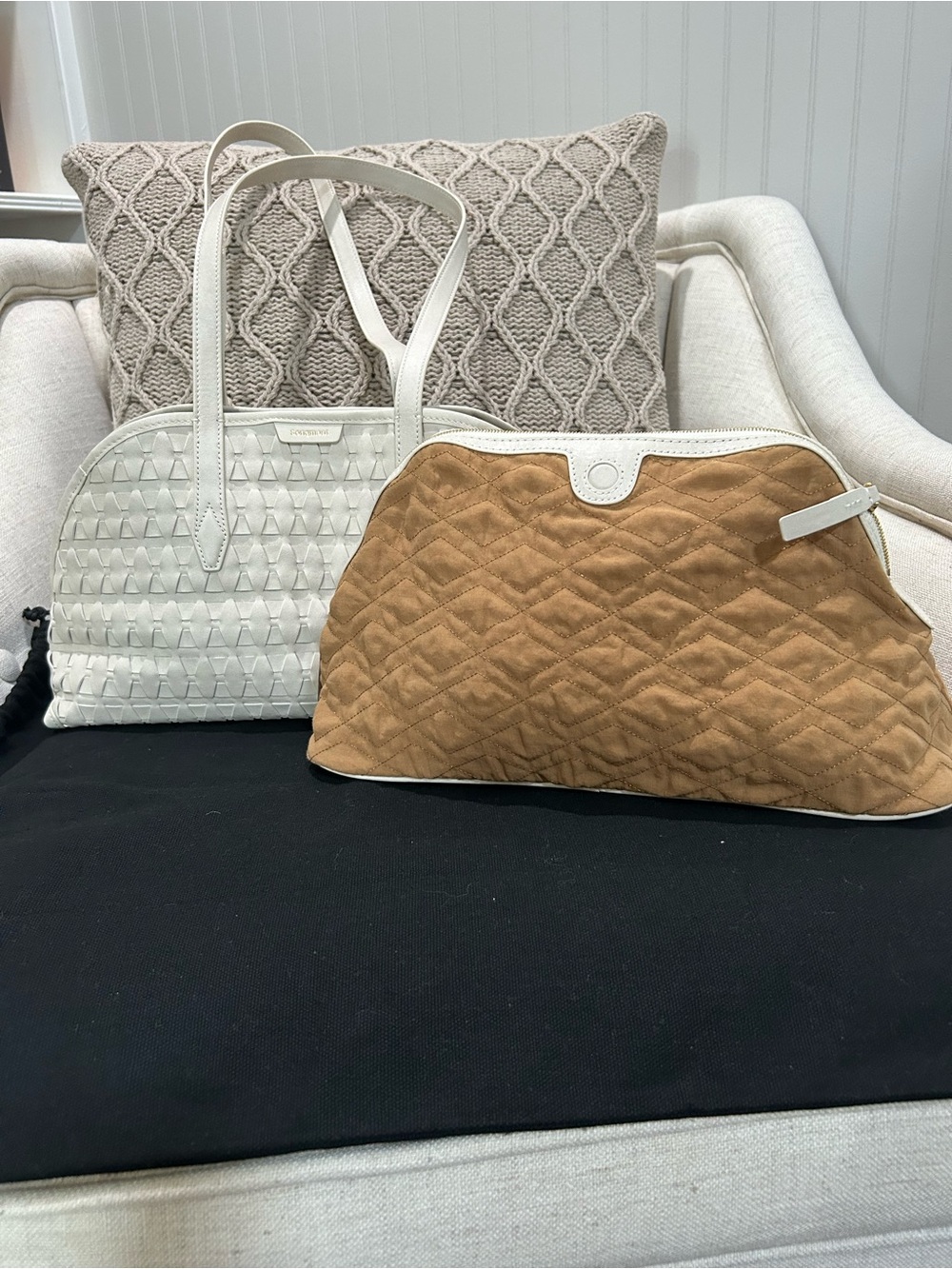 ✨ Authentic Songmont Lattice Shellseeker Bag - Cloud ( Off White) Retail $610 ✨ - Picture 10 of 15